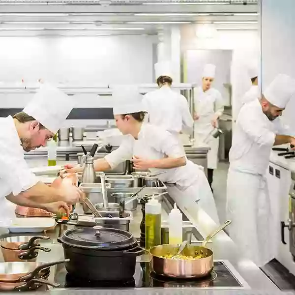 L'école de cuisine - Le Môle Passedat - Restaurant Mucem Marseille - Cours de cuisine Marseille